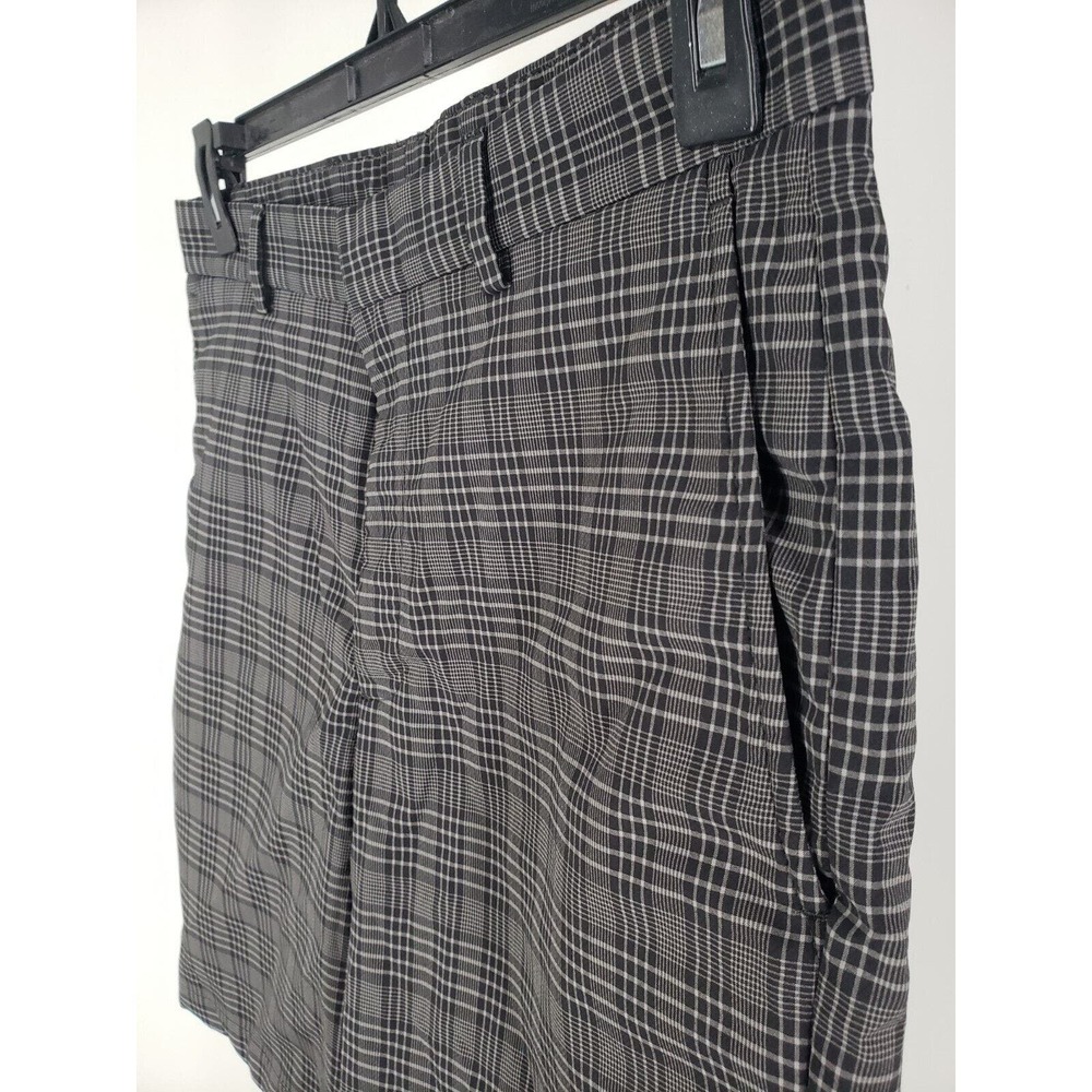 Walter Hagen Golf Expedition‎ Shorts Outdoor Mens Size 32 Plaid Elite 10" Inseam